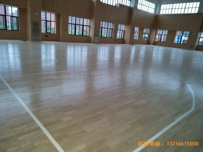 �Ϻ��ɽ��^(q��)�ܱ��W(xu��)У�\���^�\��ľ�ذ���O(sh��)����