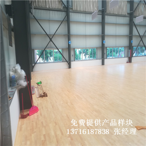 體育木地板廠家,籃球場館木地板價格,體育運(yùn)動木地板 體育木地板廠家,籃球場館木地板價格,體育運(yùn)動木地板